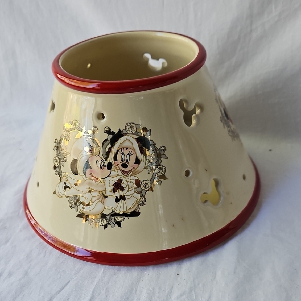 VINTAGE  CERAMIC  CANDLE JAR  SHADE  DISNEY WITH VICTORIAN  MICKEY AND  MINNIE - Picture 6 of 17